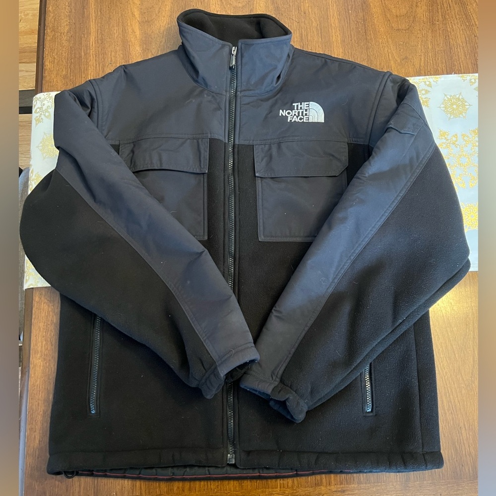 The North Face Men's Black Performance Jacket